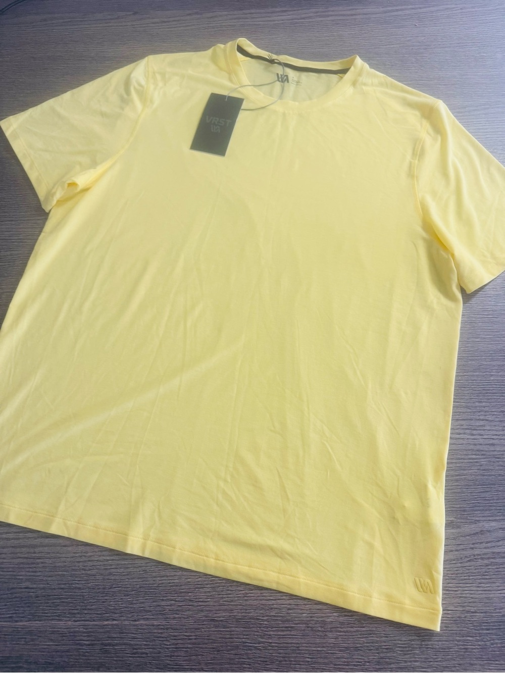 VRST Men’s Icon Tee Size Large T-Shirt Yellow Blaze Heather Soft
